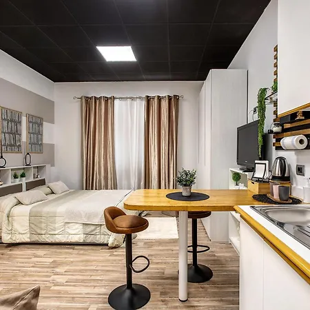 Apartament Little House *