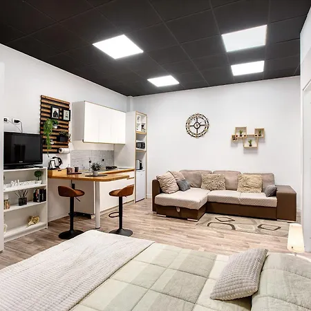 Little House Apartman *