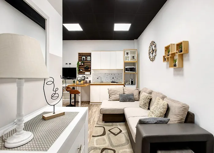 Little House * Αόστα